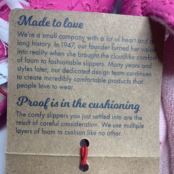 Dearfoams Pink Memory Foam Slippers - Picture 8 of 10